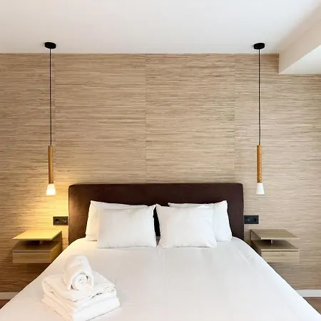 Luxury In The Center Of Διαμέρισμα Βίγκο