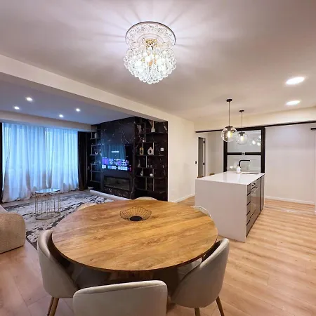 شقة Charming In The Center Of *