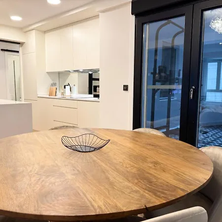 Διαμέρισμα Luxury In The Center Of