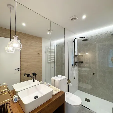 Apartment Charming In The Center Of *